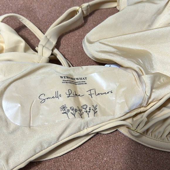 NWT - WeWoreWhat | Ruched Bikini Top and bottom solid sand size L - Picture 12 of 16